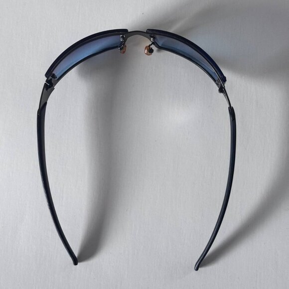 Vintage Giorgio Armani Retro Unisex Black Shield Sunglasses with Blue Gradient L - Picture 5 of 9